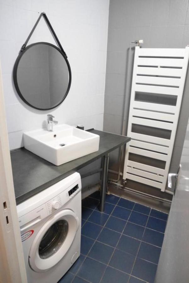 Hyper Centre LILLE appt. 6 personnes confortable pour famille ou amis Extérieur photo